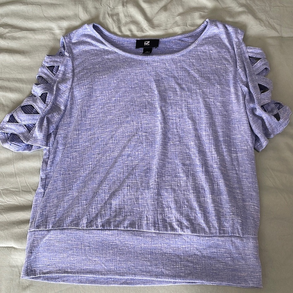 Cutout blue top